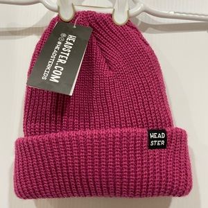 M/L NEW Headster Kids Beanie